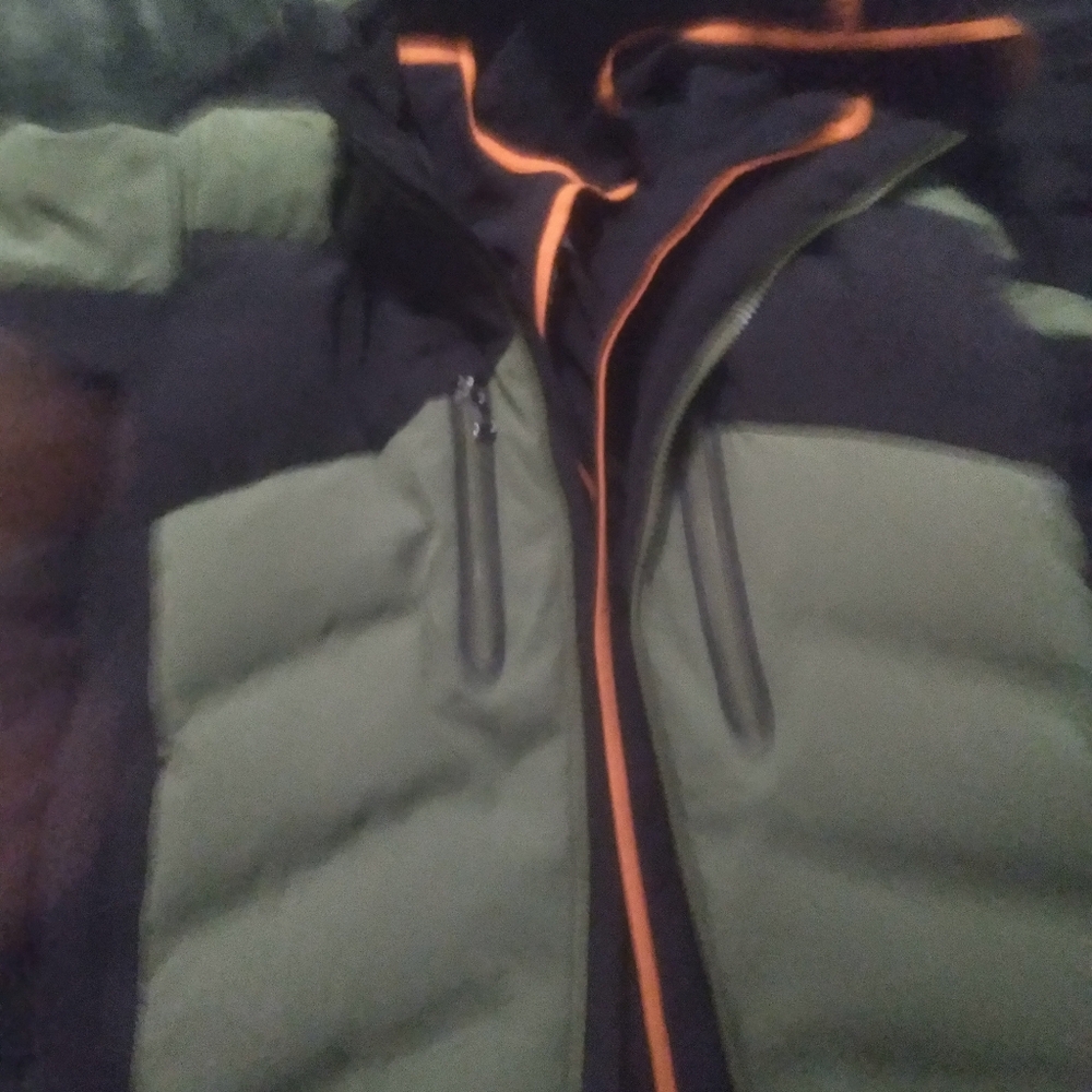 Jackets - Picture 2 of 3